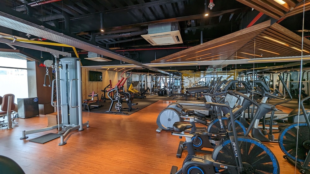 THE PENINSULA CHITTAGONG 36/60
