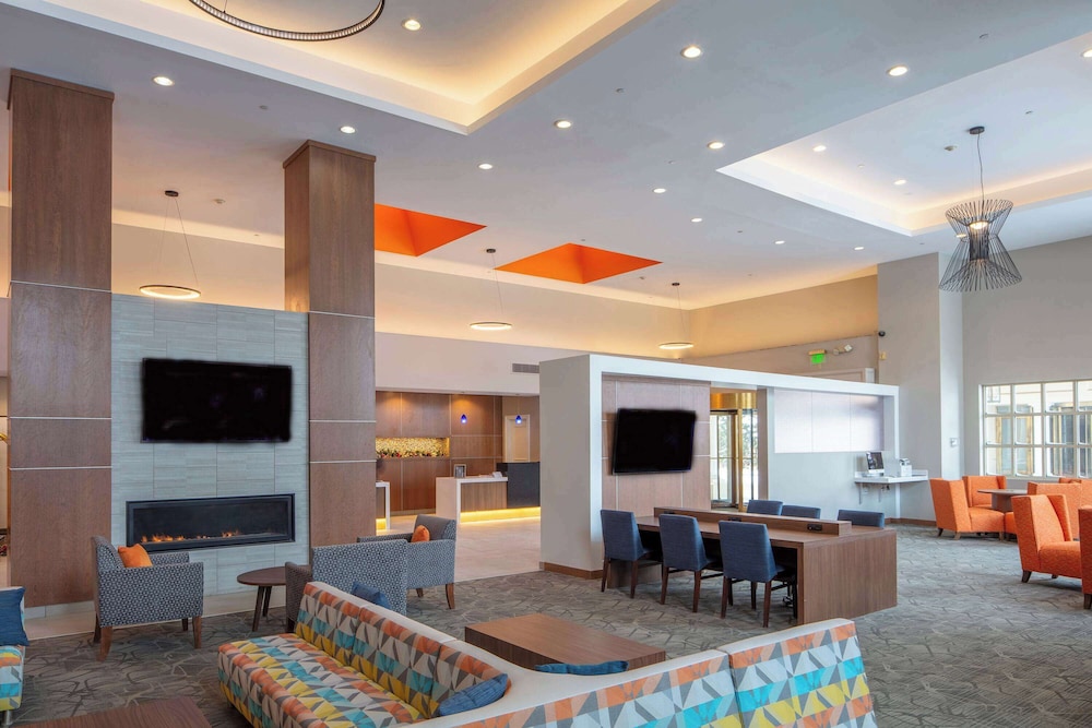 Collegian Hotel and Suites, Trademark Collection By Wyndham 40/59