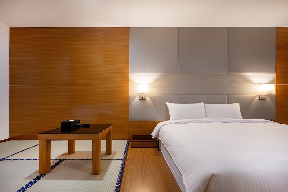 Hotel Bonza 18/63