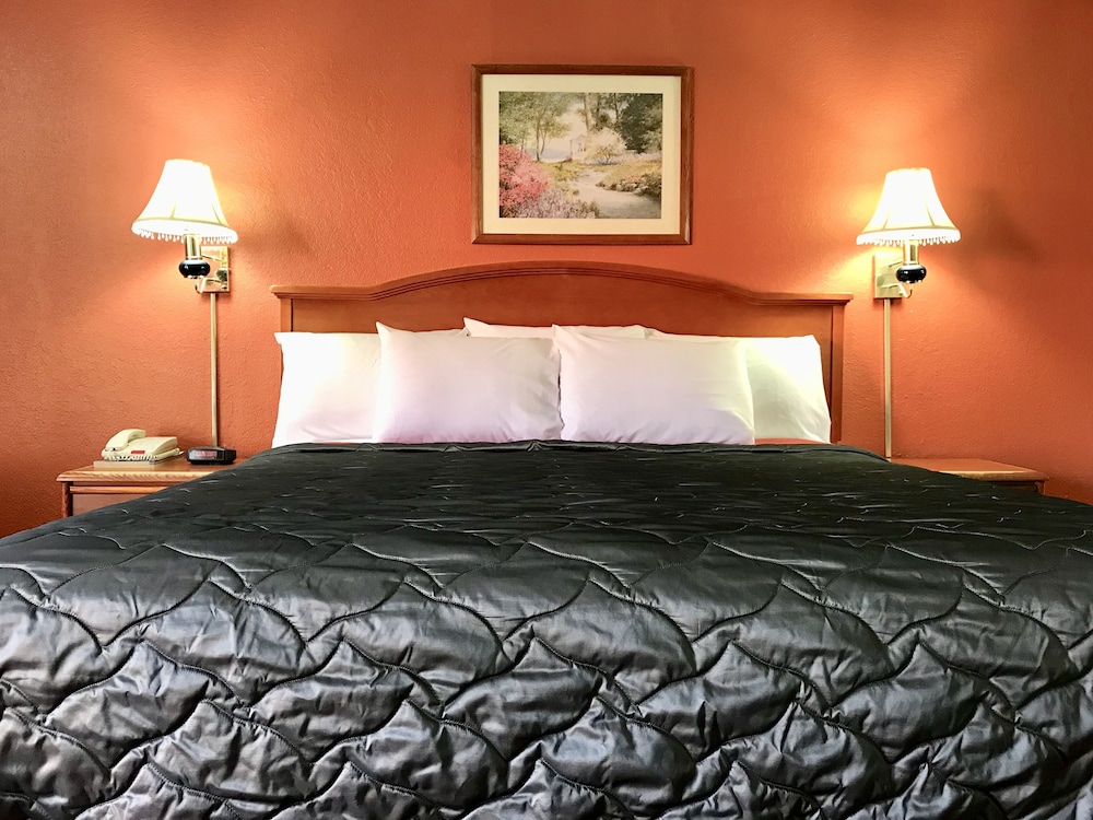 Best Budget Inn Abilene 9/23