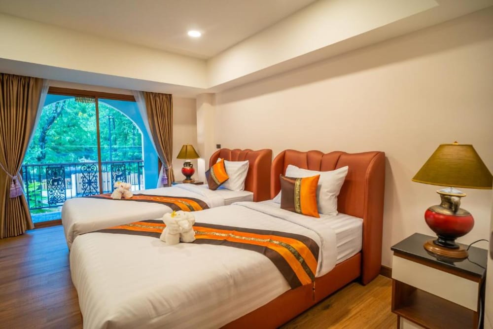 Siri Nakornpink Chiang Mai Hotel 29/75