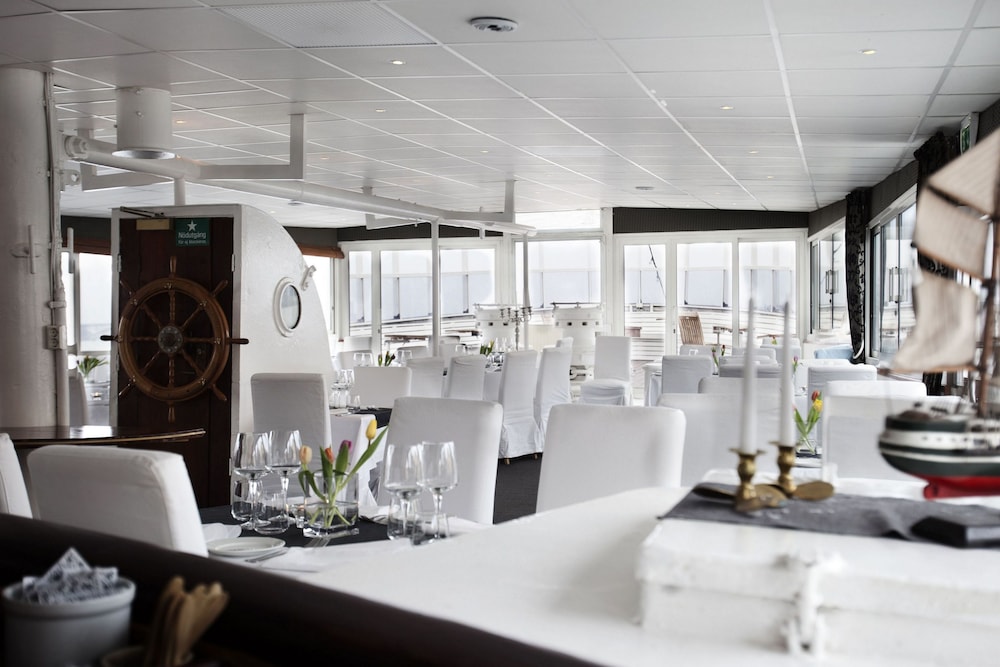 Malardrottningen Hotel 16/56