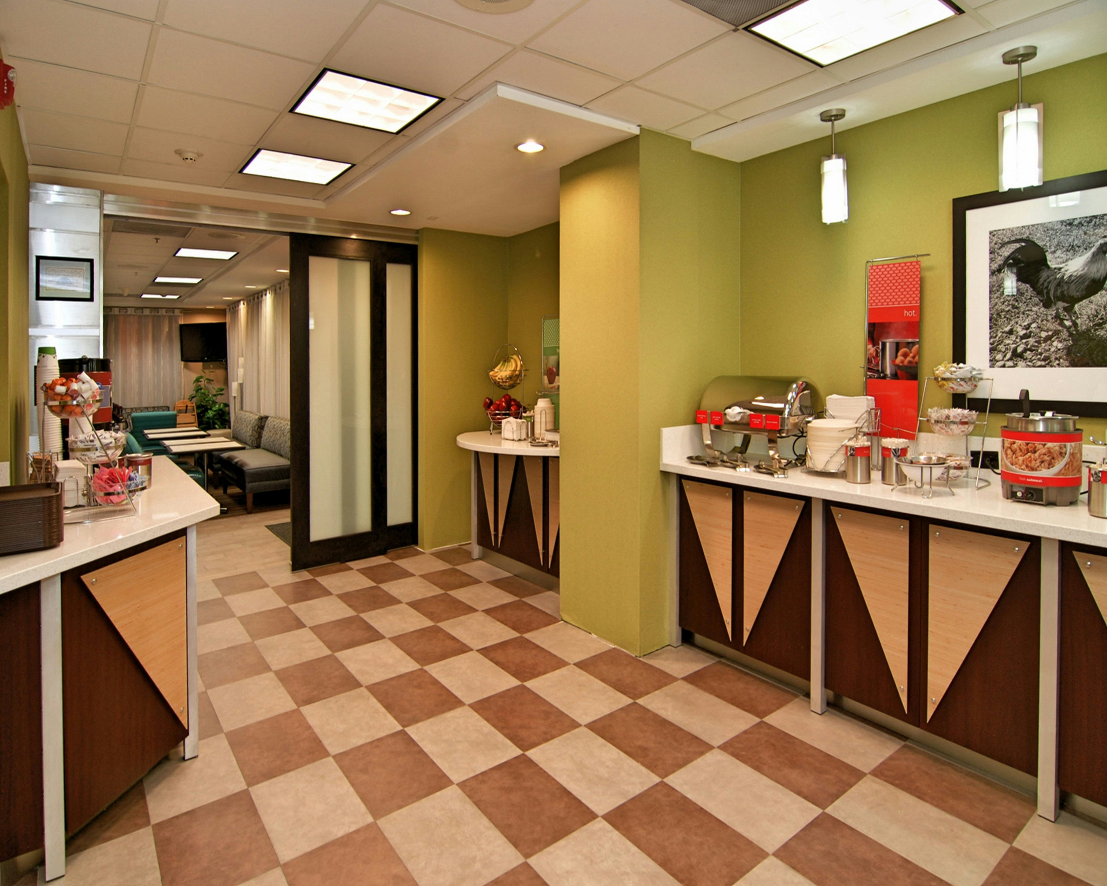 Hampton Inn & Suites Mountain View 7/51