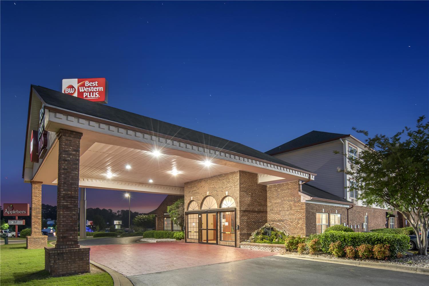Best Western Plus Bessemer Hotel & Suites 1/16