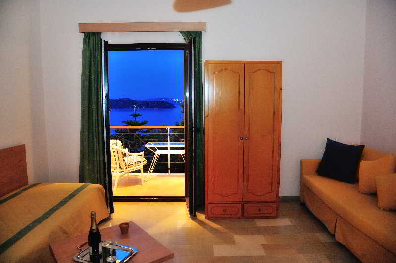 VASSILIAS BEACH APARTMENTS 20/31