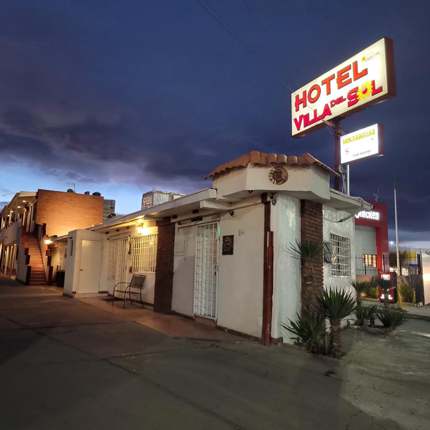 Hotel Villa del Sol Chihuahua 2/35