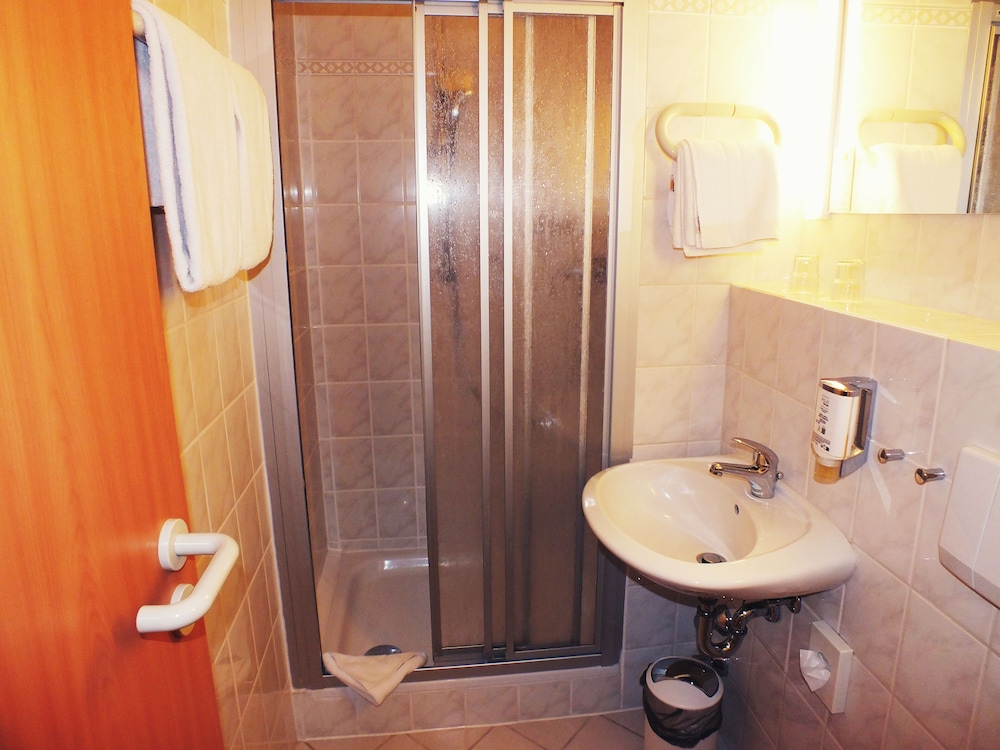 Werrapark Resort Hotel Frankenblick 62/64