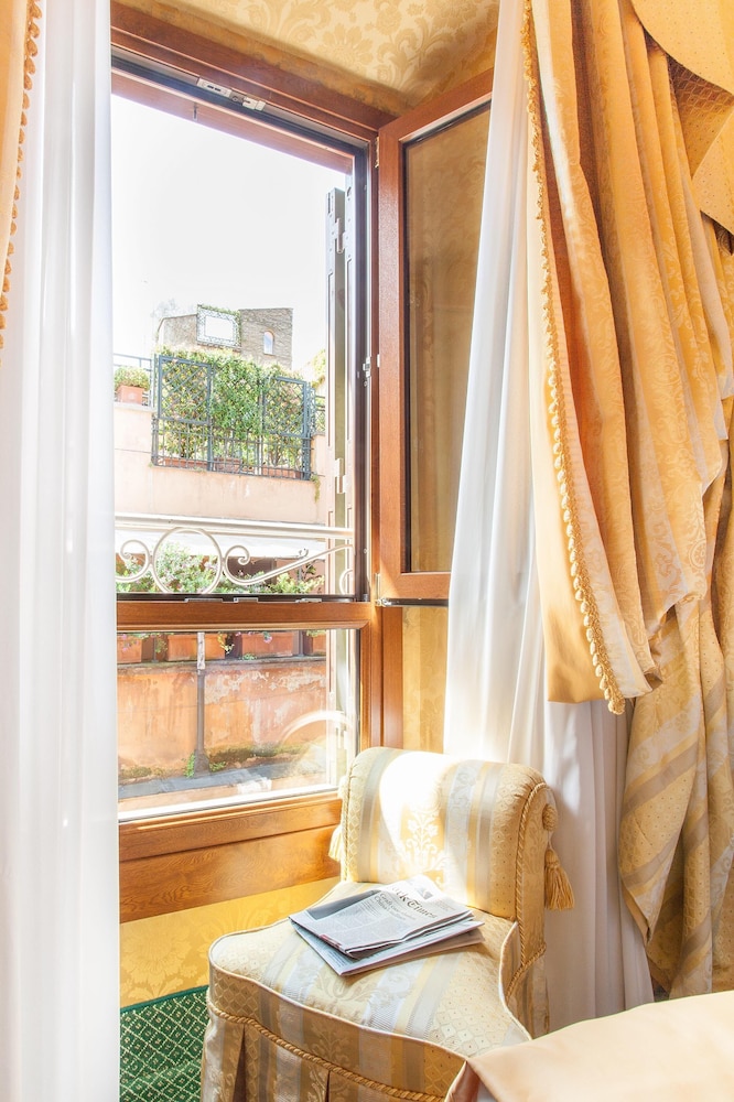 Hotel Manfredi Suite in Rome 34/94