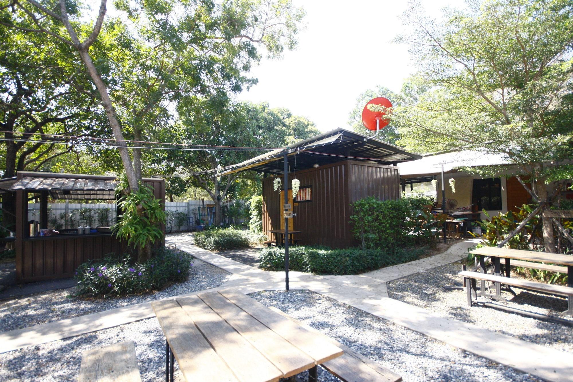 Sweet Box Bed And Breakfast 56/67