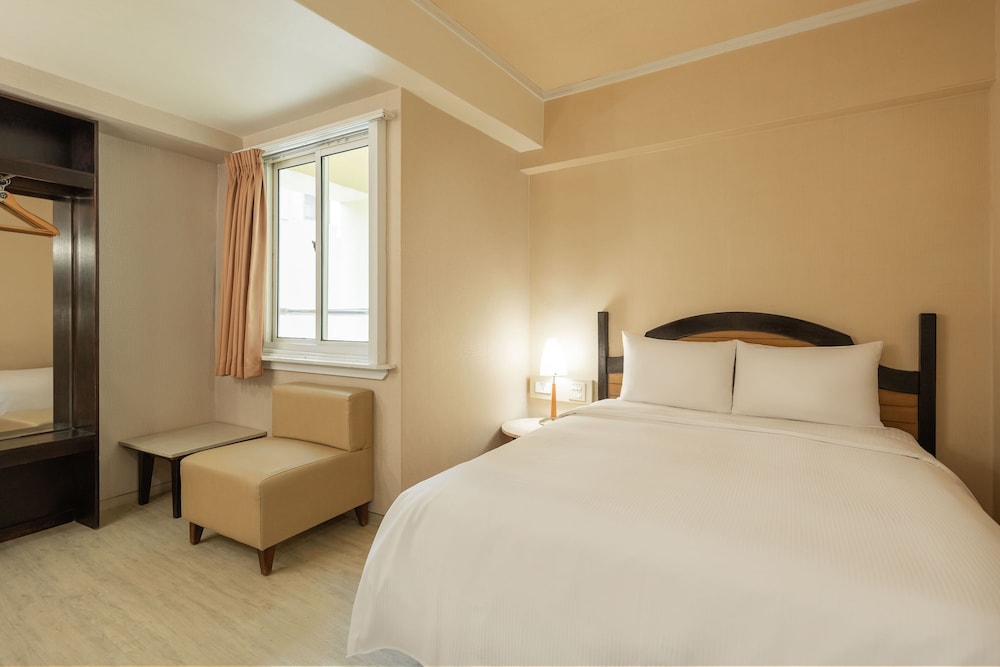Kindness Hotel Weiwuying Sandou 28/49