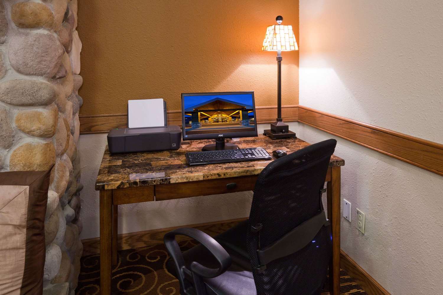 AmericInn by Wyndham Austin 7/10