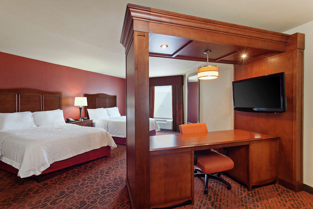 Hampton Inn and Suites Seattle-Airport/28th Ave 14/31