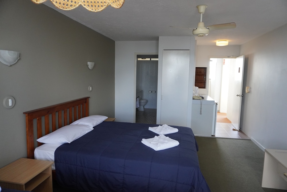 Hervey Bay Hotel and Resort 9/27