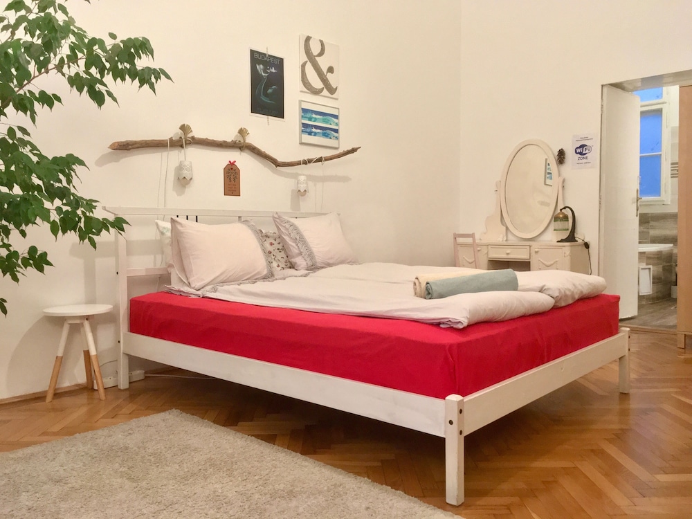 Gaia Hostel 17/50