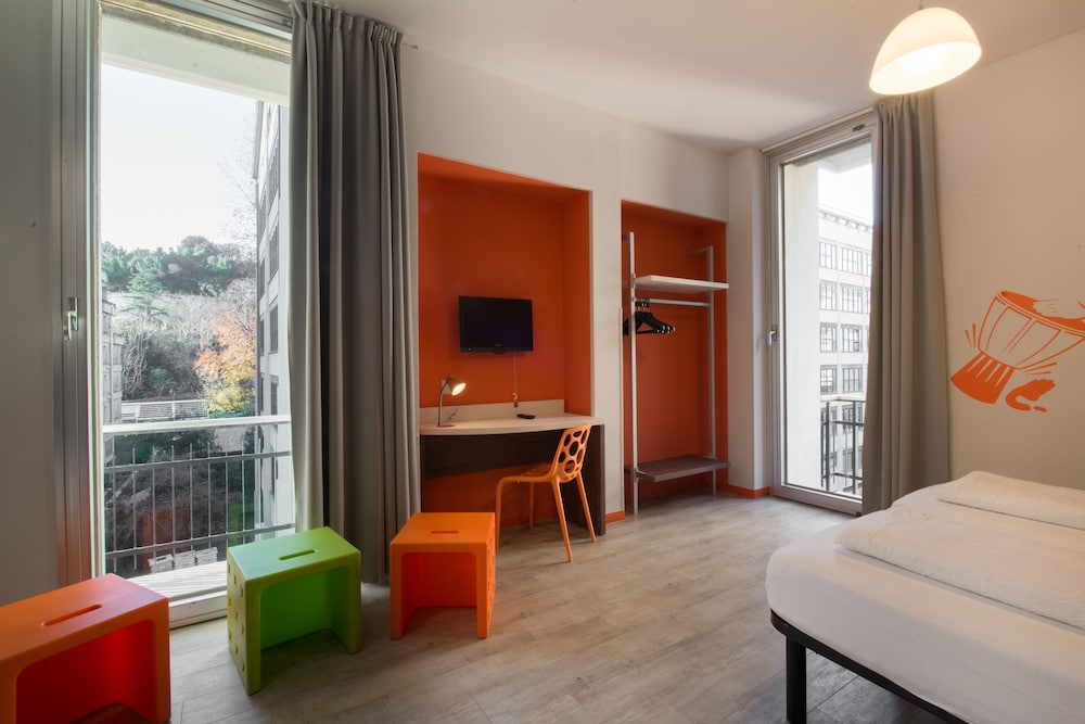 Hotel Nologo 55/72