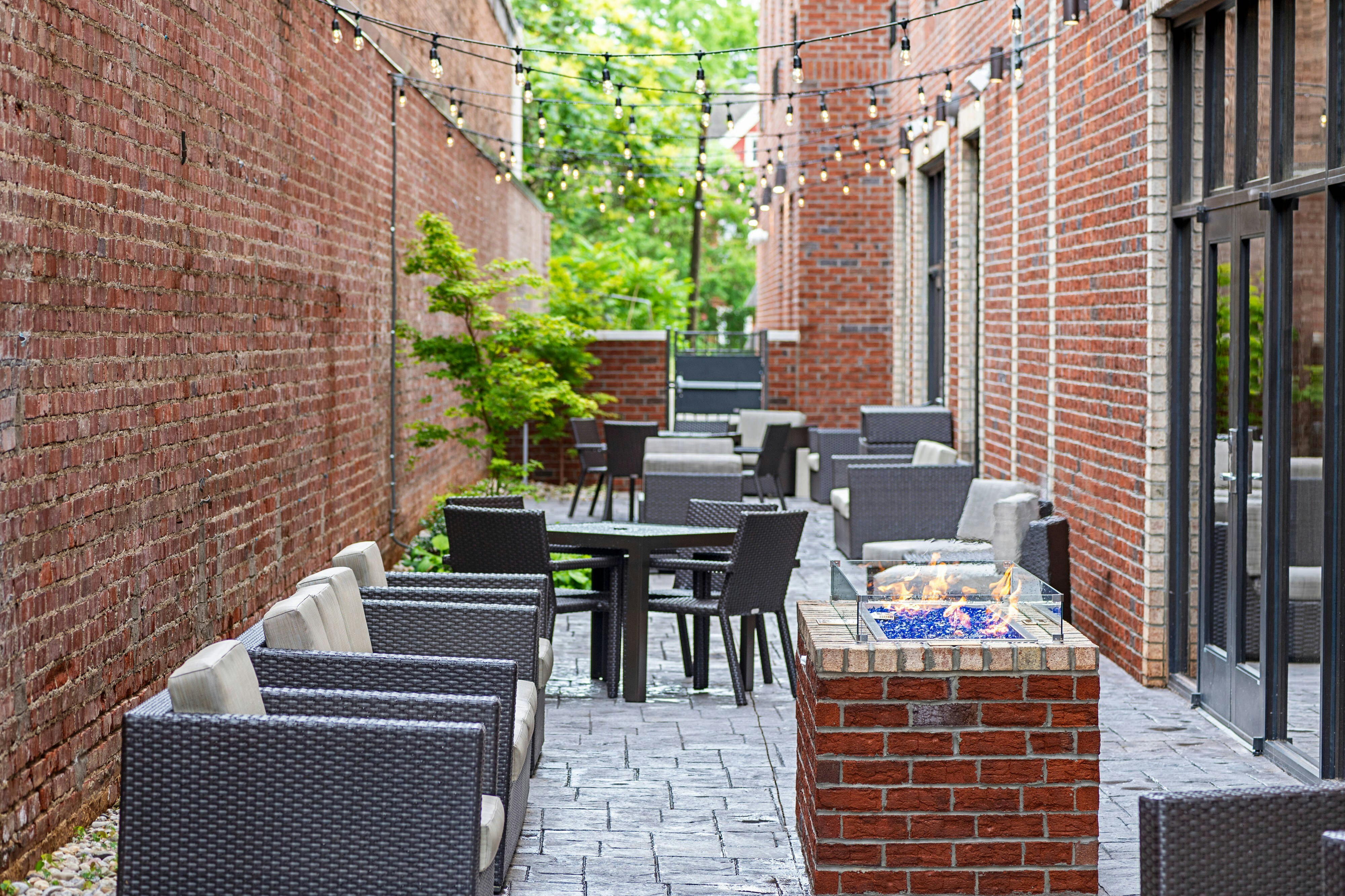 Courtyard by Marriott Winston-Salem Downtown 24/32