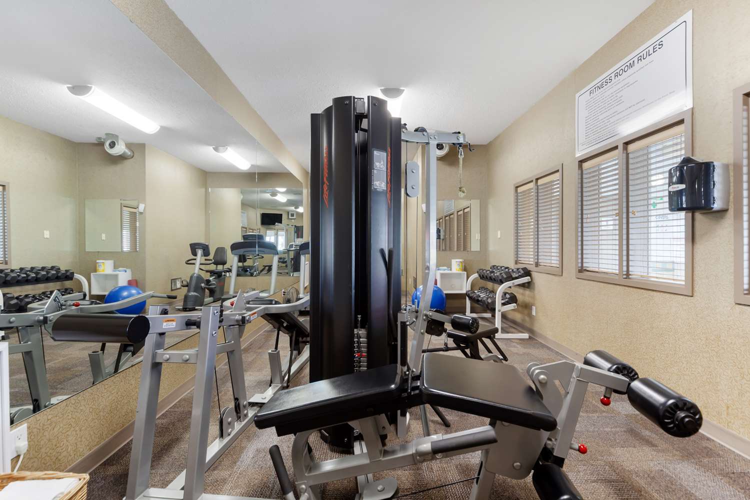 Best Western Grande Prairie Hotel and Suites 14/25