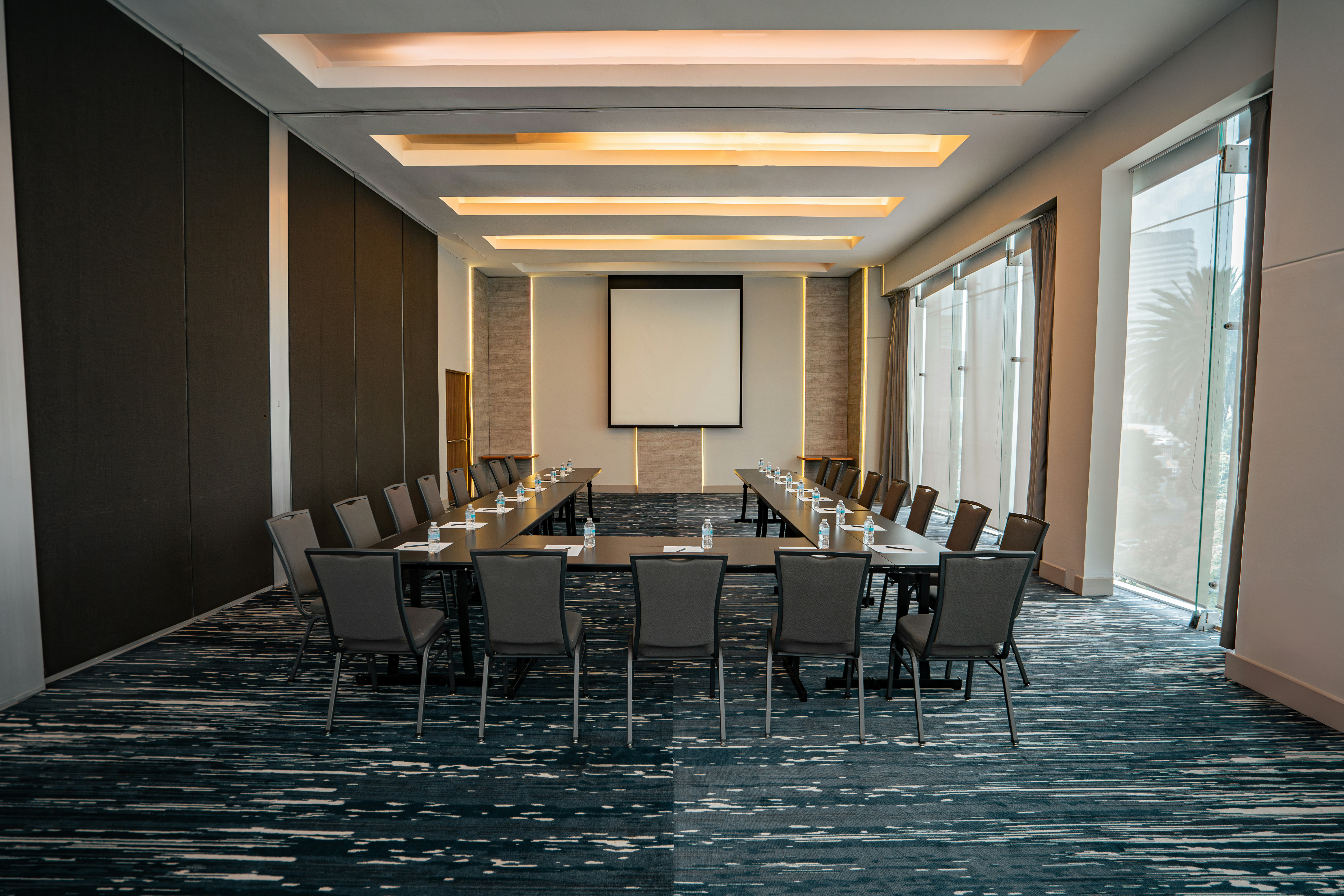 Hilton Garden Inn Mexico City Santa Fe 53/73