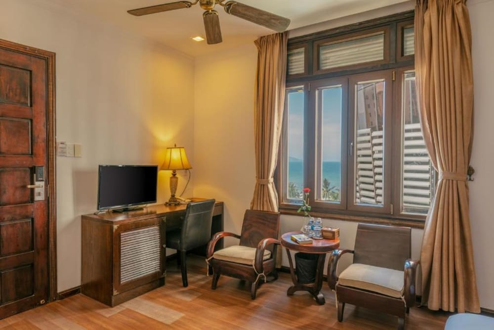 Chu Hotel 46/70