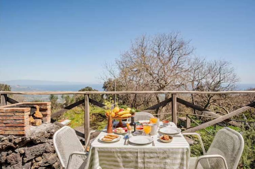 Etnella Enoagriturismo Notti Stellate 33/50