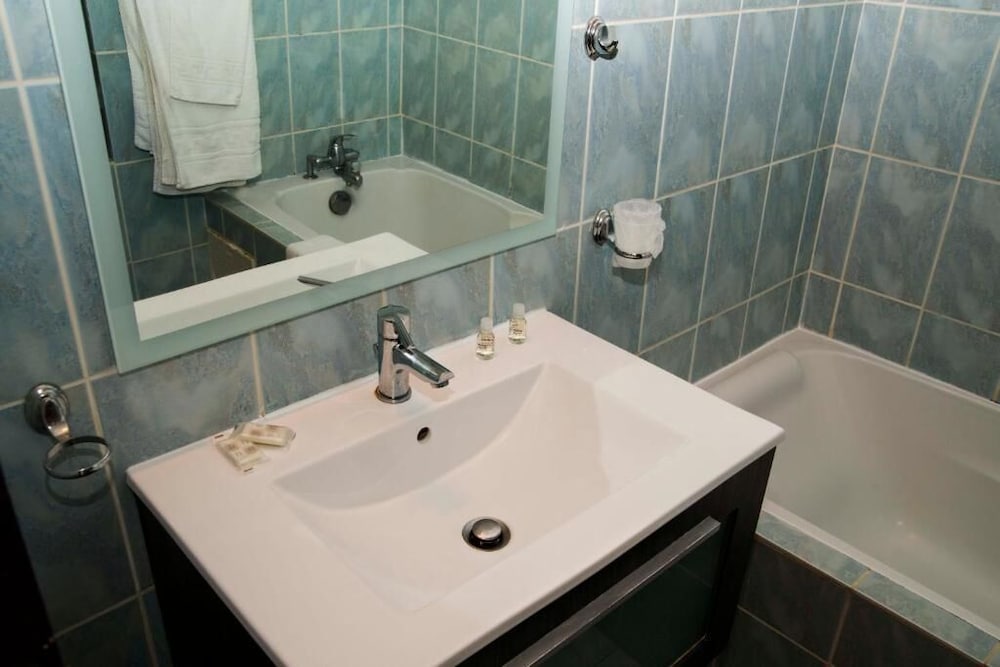 Hotel Latitude 21 55/58