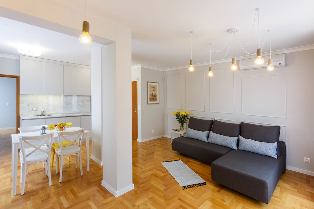 Dunav Apartment House 33/50