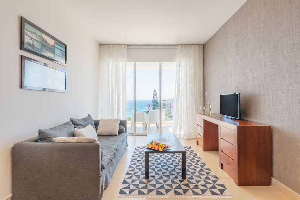 Napa Mermaid Hotel Suites 60/90