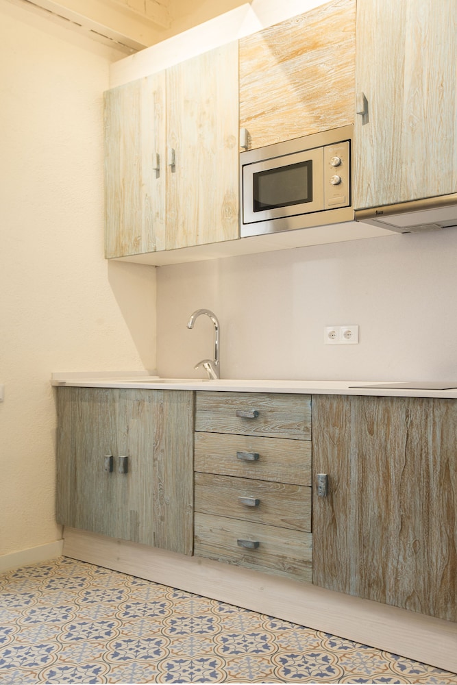 La Bodega Suites 5/38
