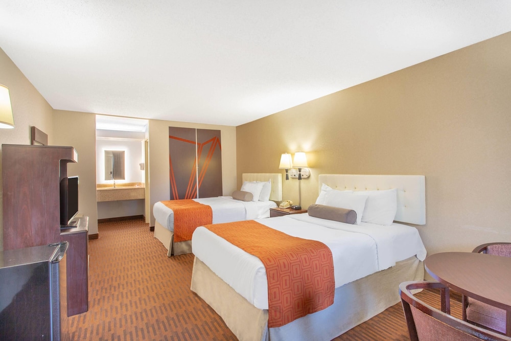 ROOM, 2 DOUBLE BEDS, SMOKING
