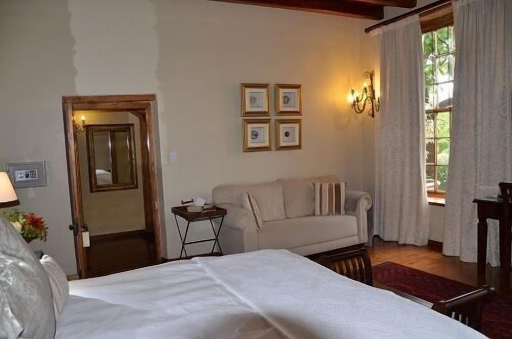 Lemoenkloof Guest House 24/50