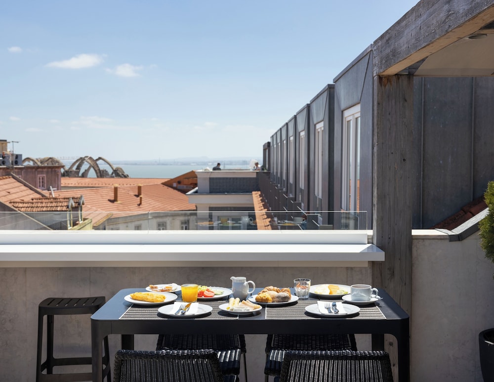 Lisboa Pessoa Hotel in LISBON
