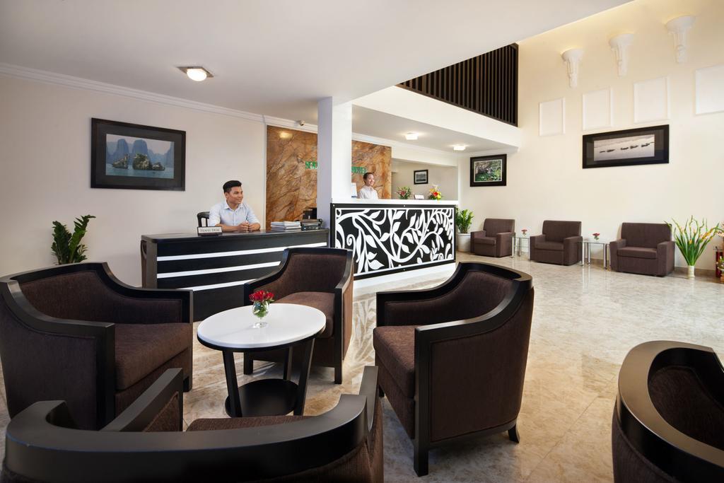 Serenity Villa Hotel 22/27