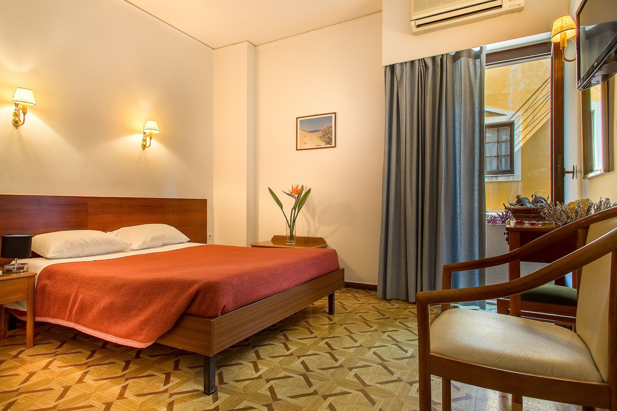 STANDARD, TWIN BEDS