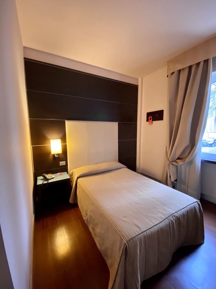 Hotel Kristall 16/49