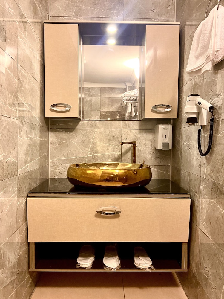 Caykent Suites Deluxe Hotel 50/50