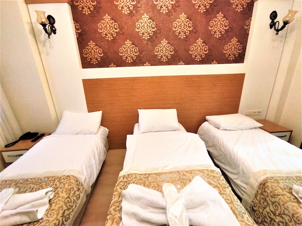 Raimond Hotel 17/29