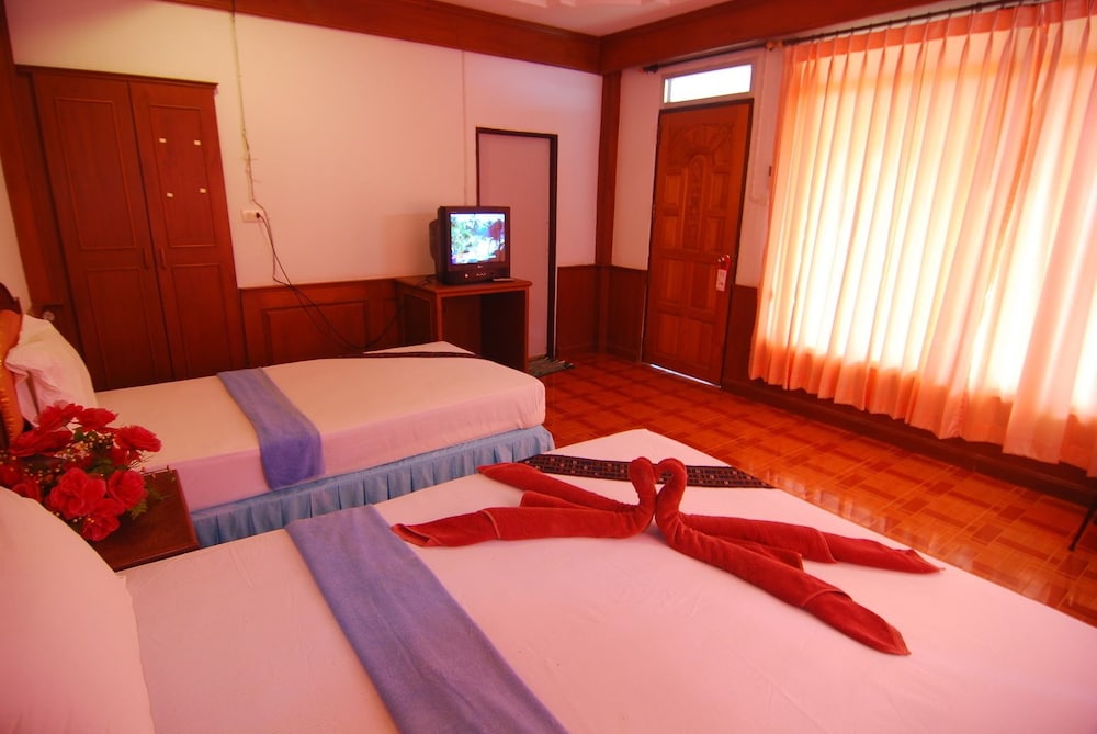 LANTA PARADISE BEACH RESORT 31/60