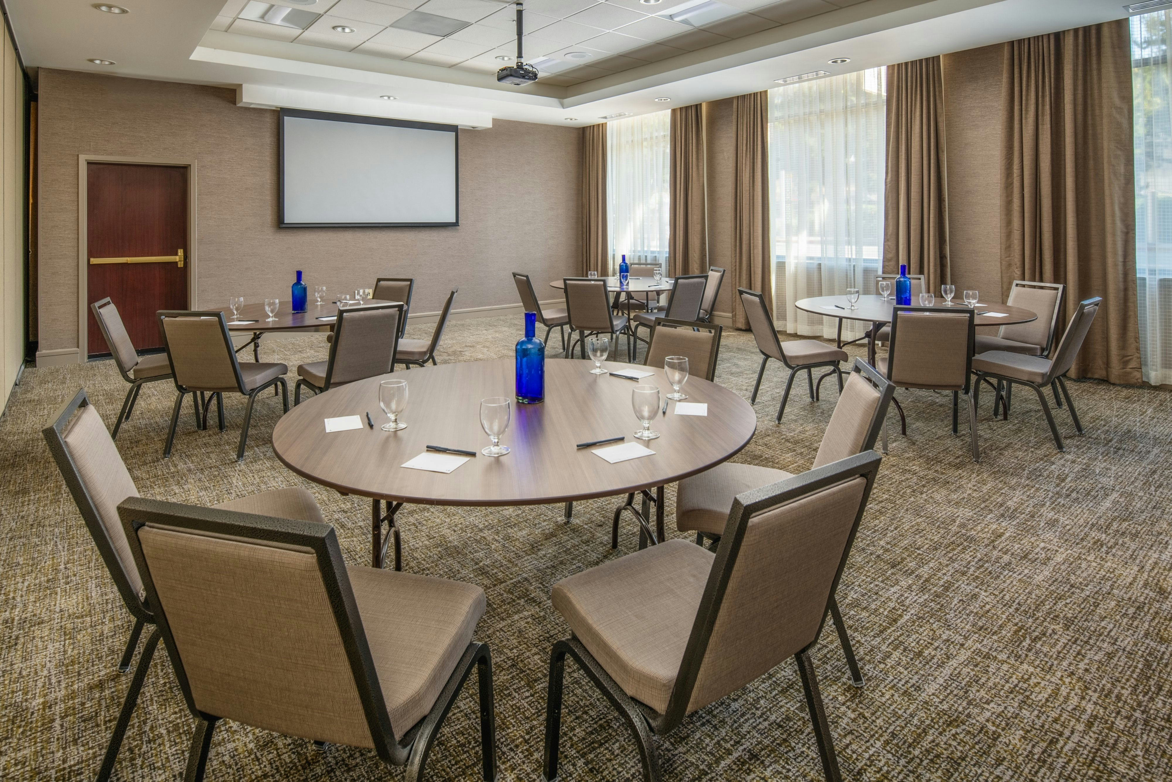 Springhill Suites Seattle Downtown South Lake Union 11/13