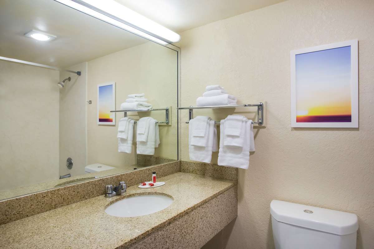Days Inn by Wyndham Caddo Valley Arkadelphia 24/25