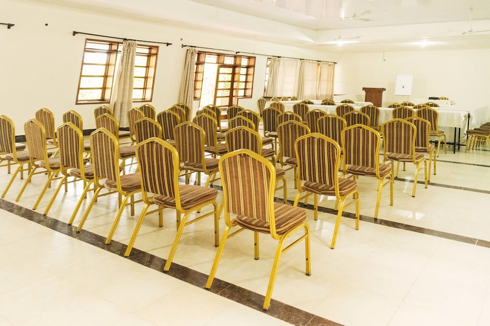 Kalya Courts Hotel 38/50