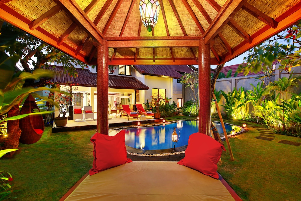 Alysha Villa Seminyak Beachside 13/21