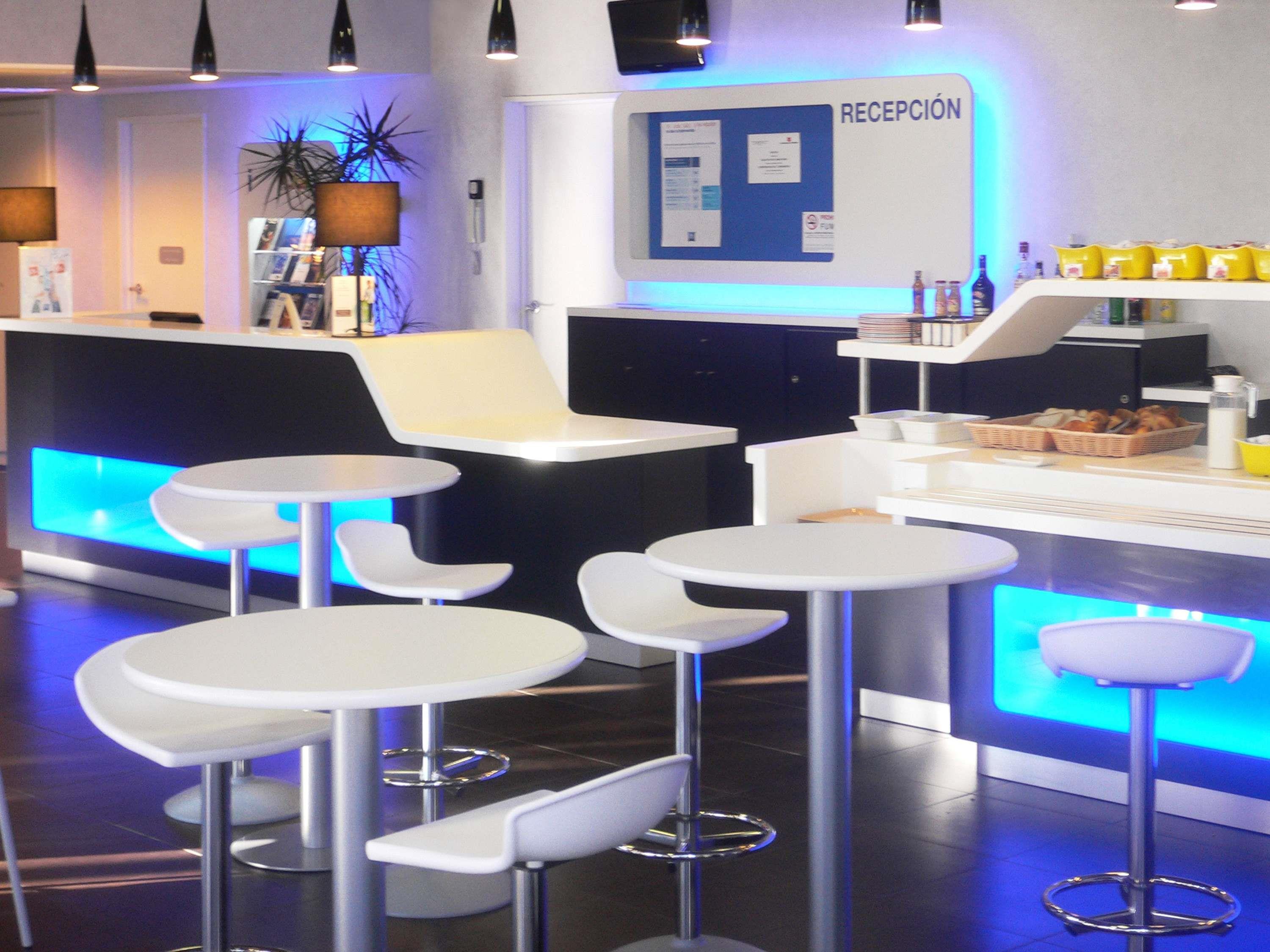 Hotel Ibis Budget Madrid Alcala De Henares 21/23