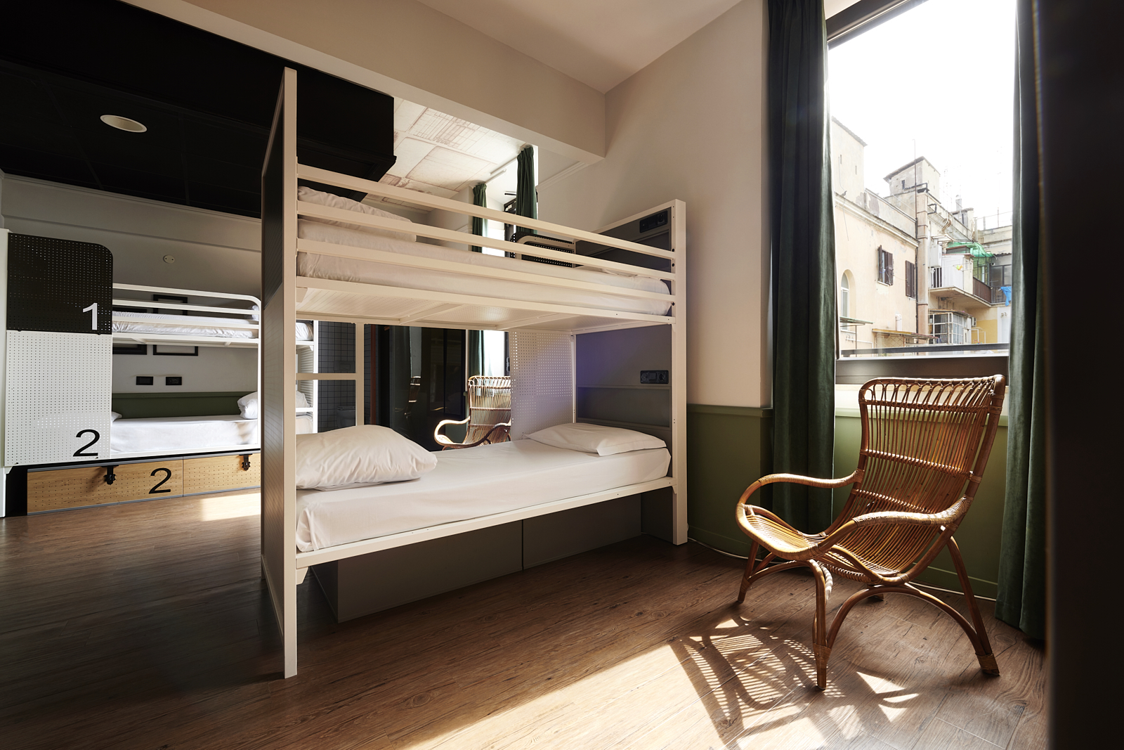 Female Dorm, Female Only