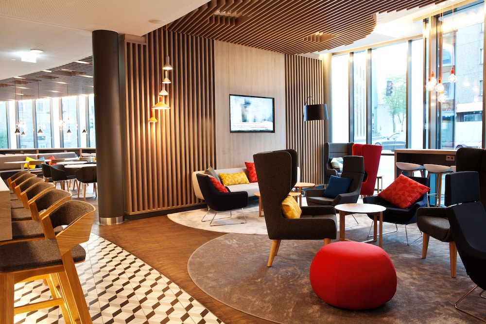 HOLIDAY INN EXPRESS SIEGEN 49/79
