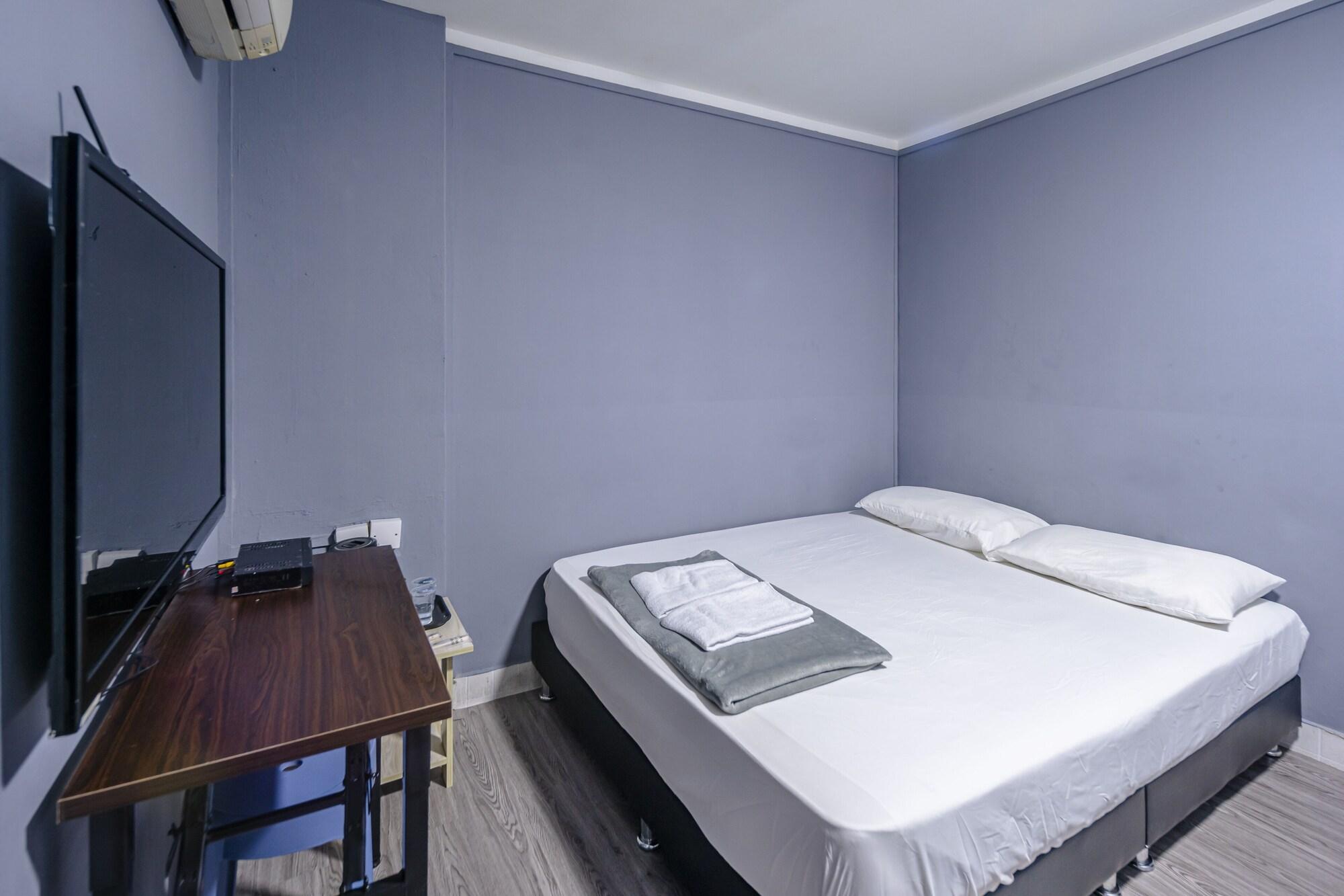 K HOTEL 8 40/56