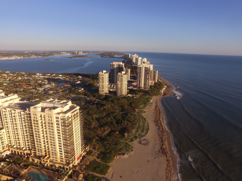 Palm Beach Singer Island Resort and Spa Luxury Suites 40/50