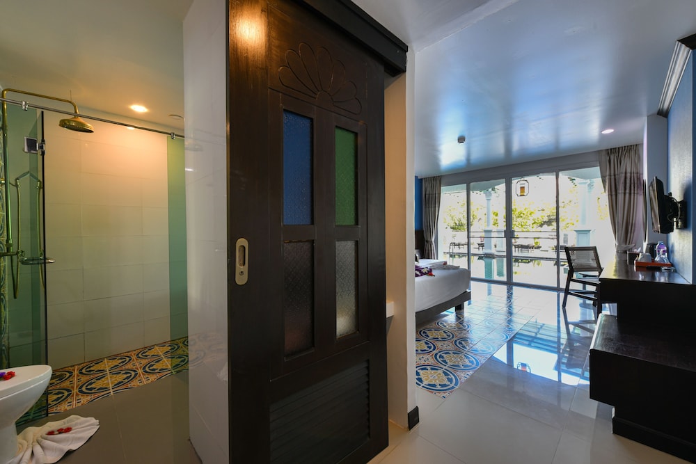 Grand Supicha City Hotel 50/50