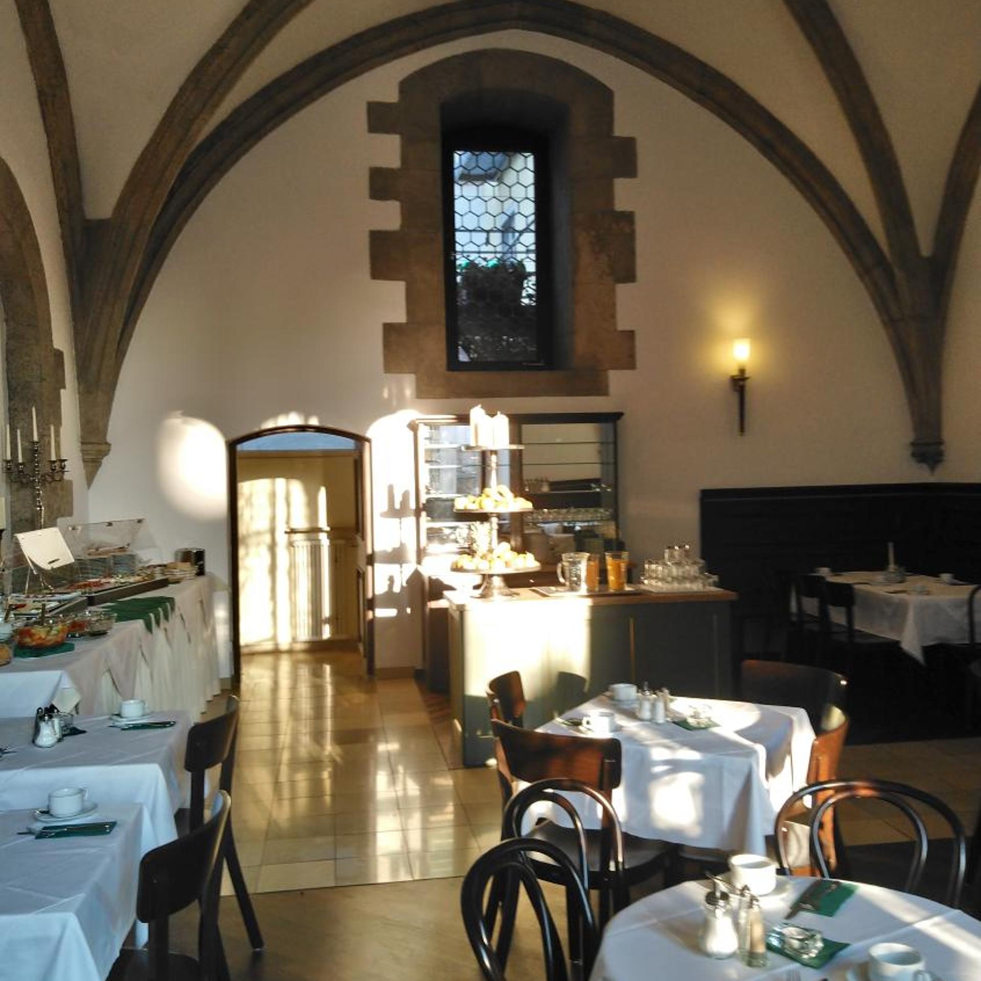 Hotel Kaiserhof am Dom 37/59
