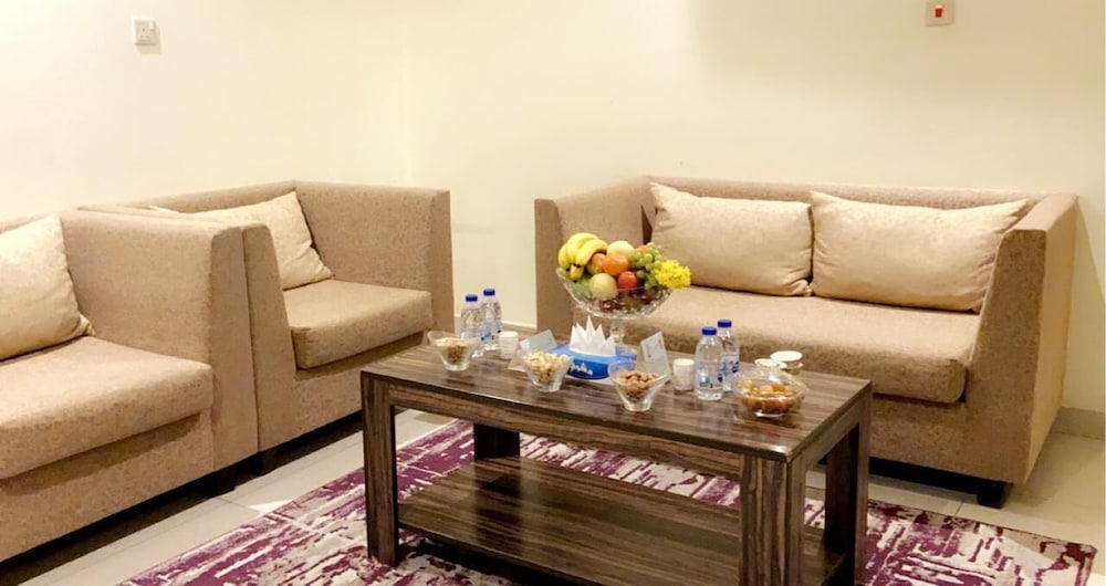 La Rive Hotels & Suites (Formerly known as Ghosn Al Banafsej) 53/59