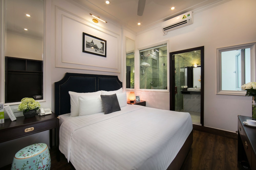 Golden Rooster Hotel 16/62